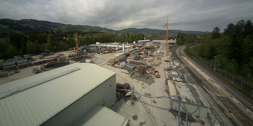 Livebild Baukamera 1 - Webcam 'Baustelleneinrichtungsfläche Leibenfeld bei Deutschlandsberg' - Baustelle Koralmtunnel, Baulos KAT2 (ca. 5 Minuteninterval)