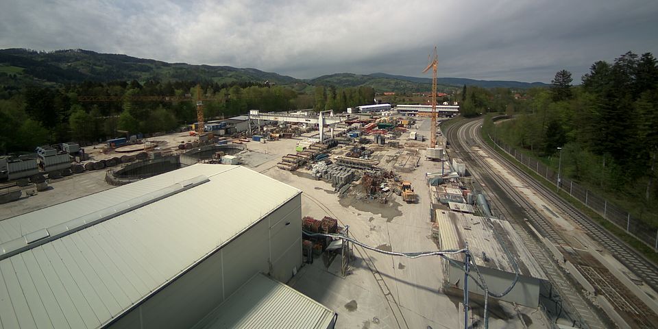 Livebild Baukamera 1 - Webcam 'Baustelleneinrichtungsfläche Leibenfeld bei Deutschlandsberg' - Baustelle Koralmtunnel, Baulos KAT2 (ca. 5 Minuteninterval)